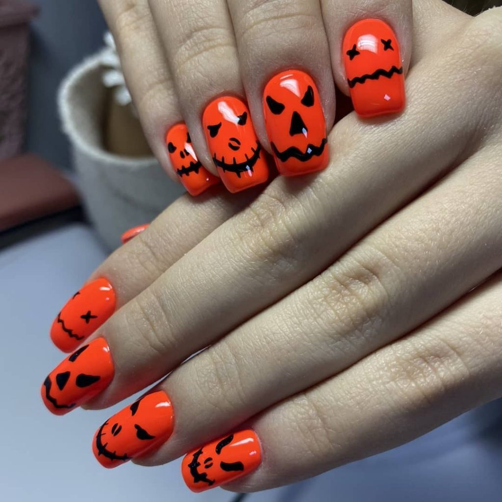 100 Easy Halloween Nails Art Ideas For Your Inspirations 29
