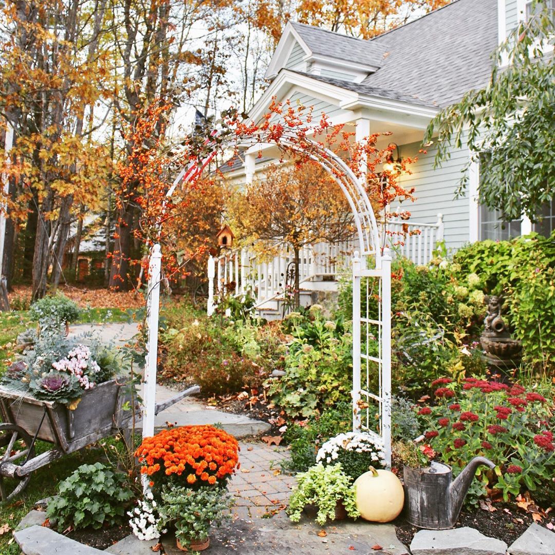 60+ Easy Outdoor Fall Decorations Ideas Add Life to Your Home – PinMomStuff