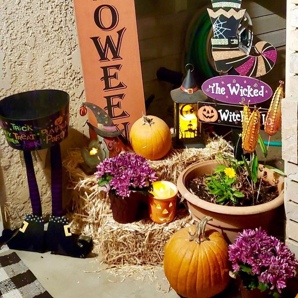 80+ Creative Fall Decoration Ideas With Pumpkins You Will Totally Love (39)