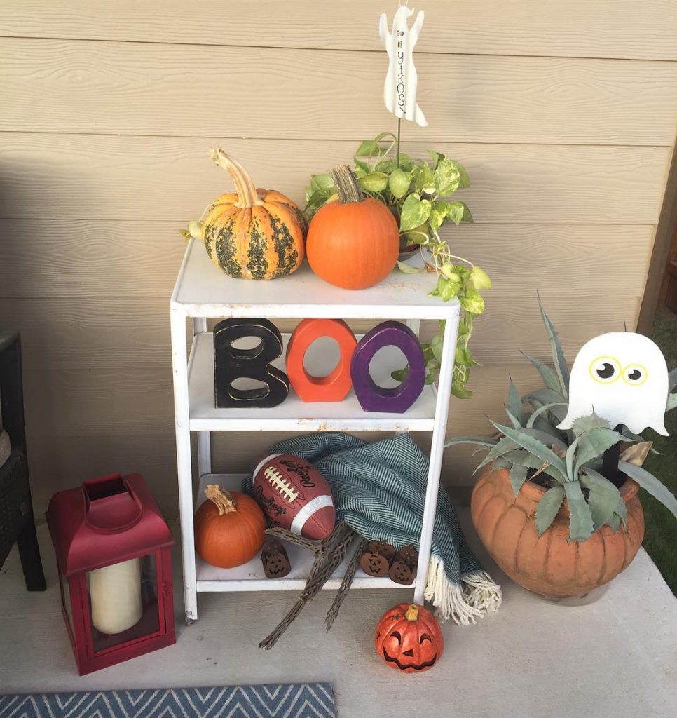 80+ Creative Fall Decoration Ideas With Pumpkins You Will Totally Love (8)