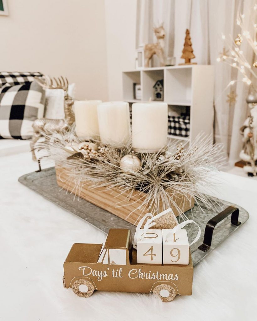 100 Cozy Farmhouse Christmas Decor Ideas To Makes Your Home Feel Warm 40