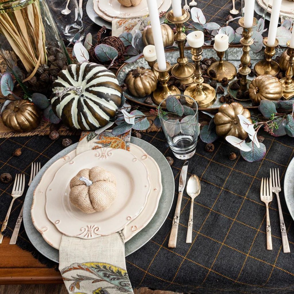 100 Thanksgiving Decoration Ideas Stylize Your Home With Fall Accents 11