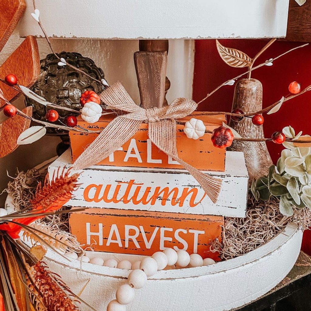 100 Thanksgiving Decoration Ideas Stylize Your Home With Fall Accents 17