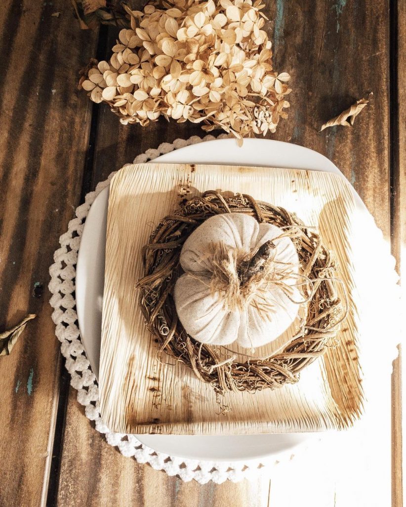 100 Thanksgiving Decoration Ideas Stylize Your Home With Fall Accents 22