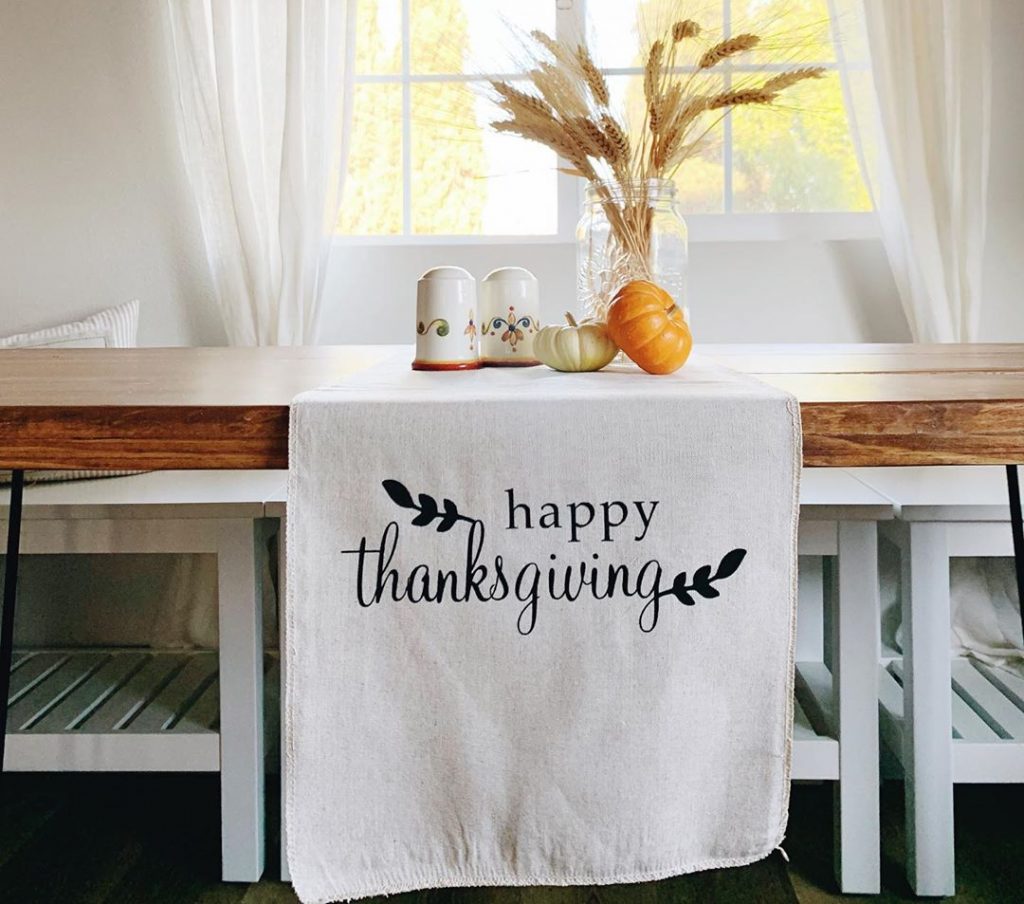 100 Thanksgiving Decoration Ideas Stylize Your Home With Fall Accents 45