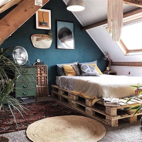 Amazing Attic Bedroom Ideas On A Budget 21