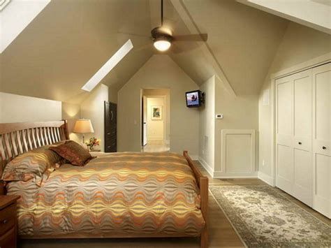Amazing Attic Bedroom Ideas On A Budget 25