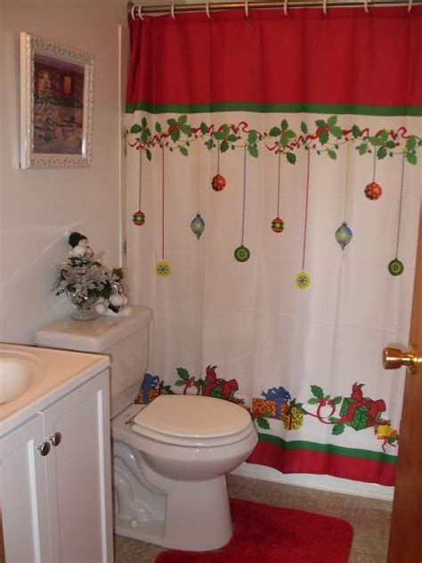 Amazing Christmas Bathroom Decorations That Will Amaze You 04