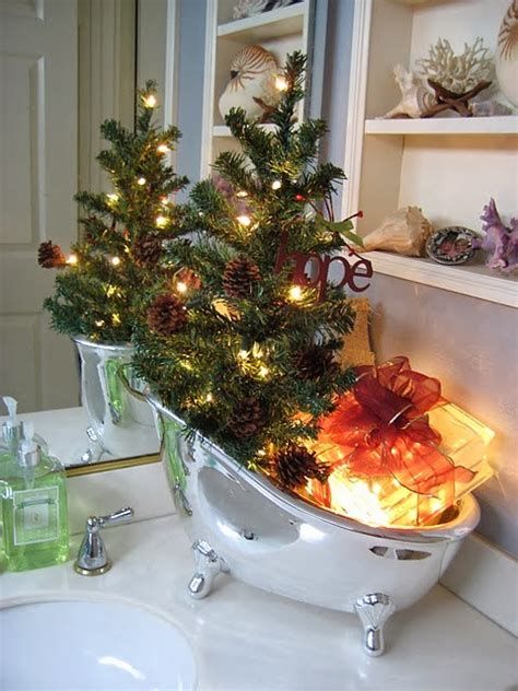 Amazing Christmas Bathroom Decorations That Will Amaze You 28