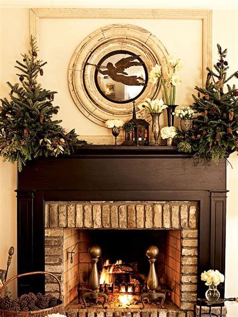 Amazing Christmas Fireplace Decorating Ideas 04