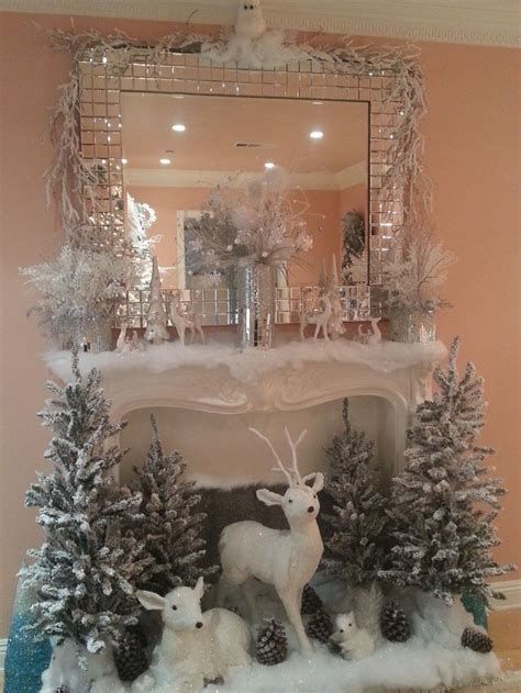 Amazing Christmas Fireplace Decorating Ideas 12
