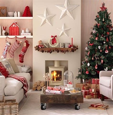 Amazing Christmas Fireplace Decorating Ideas 20