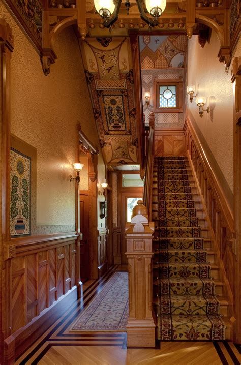 Amazing Victorian Staircases Design Ideas For Beauty And Safety 01