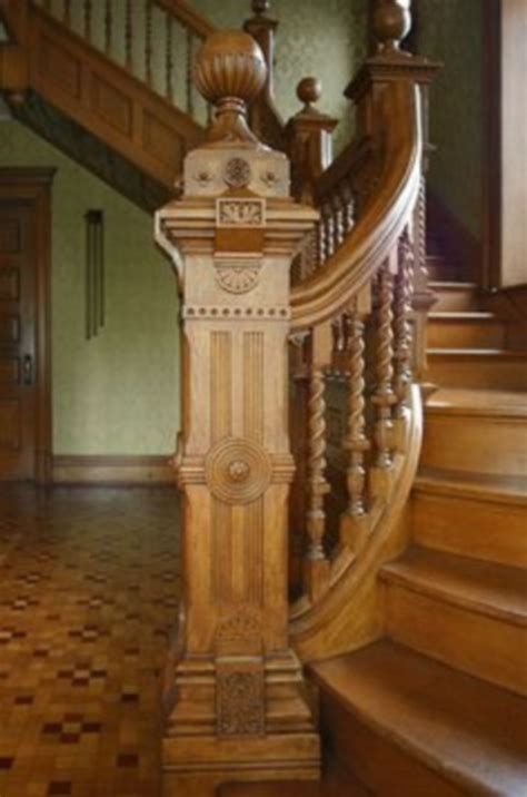 Amazing Victorian Staircases Design Ideas For Beauty And Safety 11