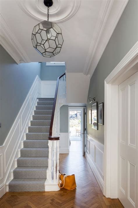 Amazing Victorian Staircases Design Ideas For Beauty And Safety 24