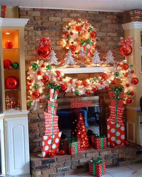 Beautiful Christmas Decorating Ideas For Tiny House 27