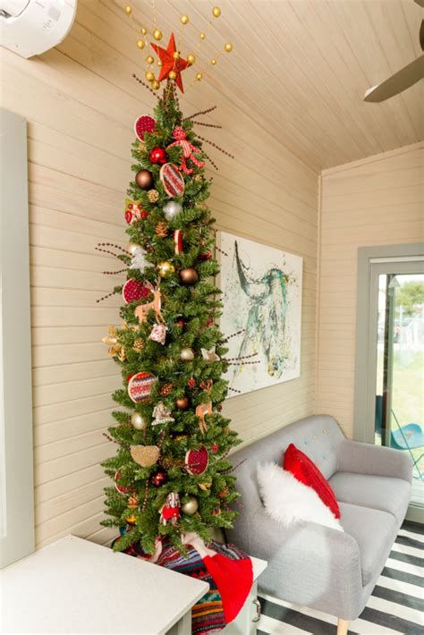 Beautiful Christmas Decorating Ideas For Tiny House 33