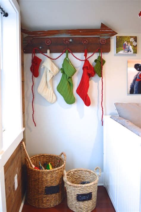 Beautiful Christmas Decorating Ideas For Tiny House 40