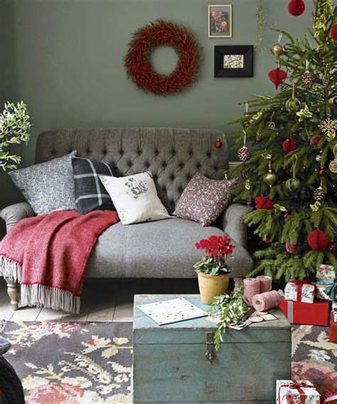 Best Christmas Living Room Decoration Ideas For Your Home 05