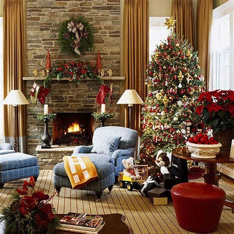 30+ Best Christmas Living Room Decoration Ideas For Your Home