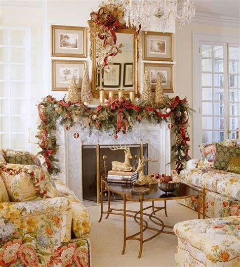 Best Christmas Living Room Decoration Ideas For Your Home 31