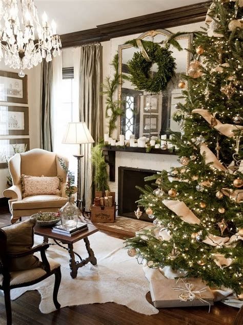 Best Christmas Living Room Decoration Ideas For Your Home 40