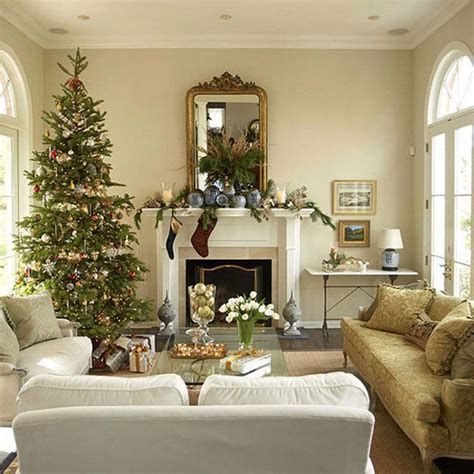 Best Christmas Living Room Decoration Ideas For Your Home 43