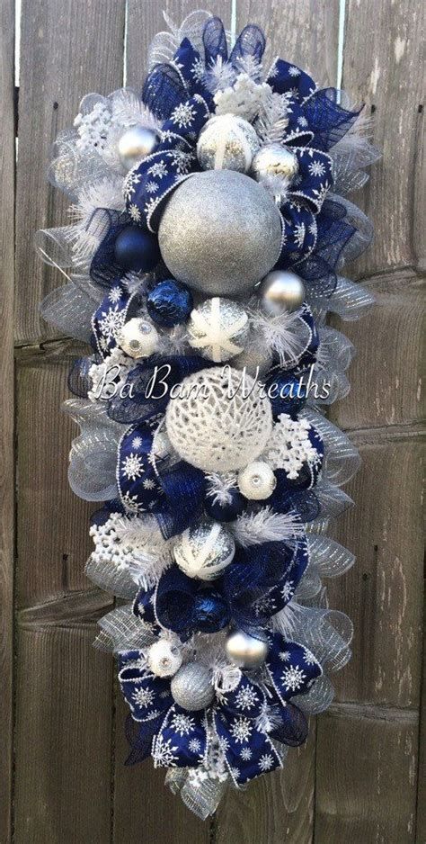 Blue And Silver Christmas Tree Decor Ideas 02