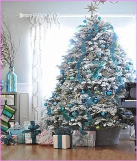 Blue And Silver Christmas Tree Decor Ideas 14