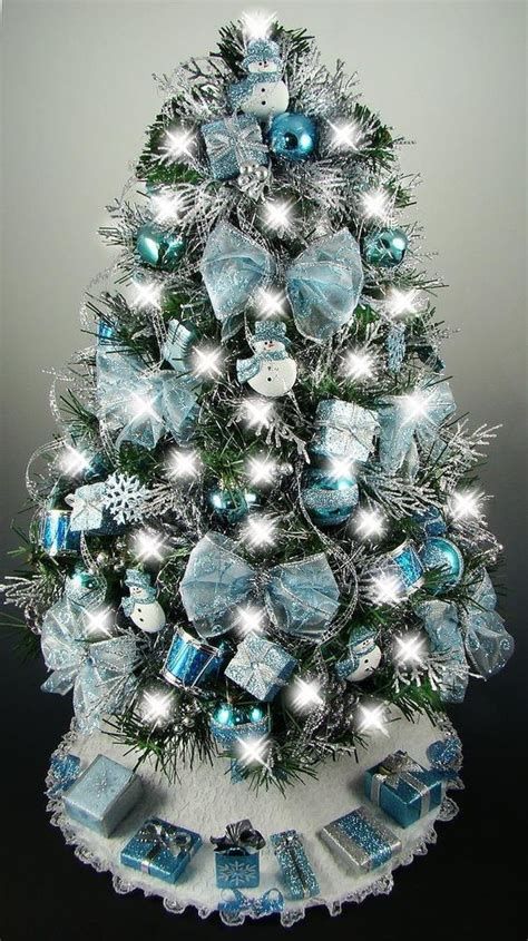 Blue And Silver Christmas Tree Decor Ideas 22