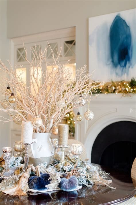 Chic Blue Christmas Dining Room Ideas For Inspiration 05