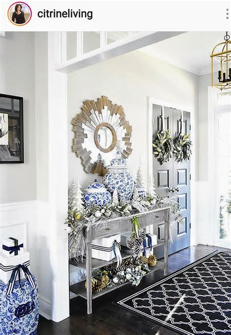 Chic Blue Christmas Dining Room Ideas For Inspiration 10