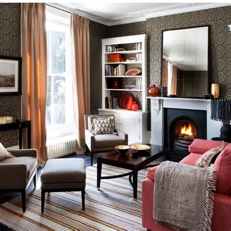 Comfortable Winter Living Room Decor Ideas For Inspiration 07