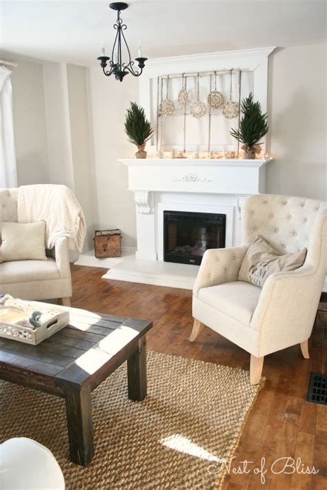 Comfortable Winter Living Room Decor Ideas For Inspiration 46