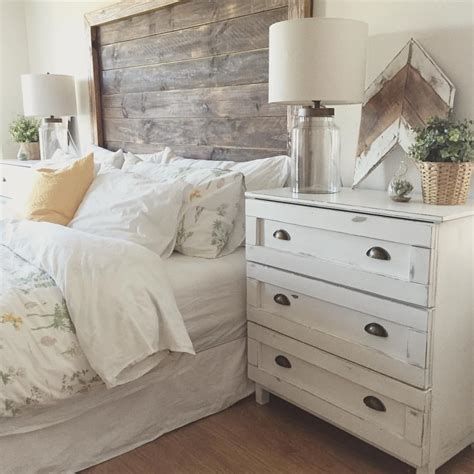 Cozy Rustic Bedroom Interior Designs For This Winter 15