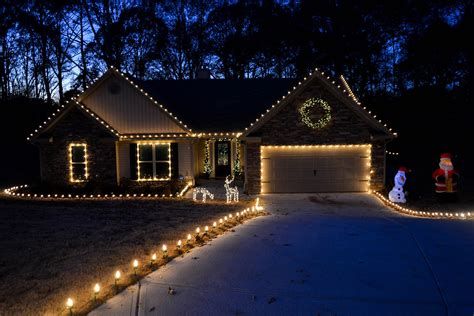 Fabulous Christmas Lighting Decorations For Your Home 31