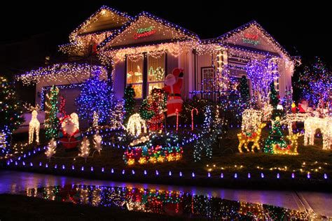 Fabulous Christmas Lighting Decorations For Your Home 40