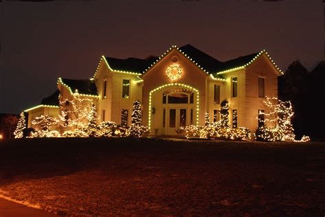 Fabulous Christmas Lighting Decorations For Your Home 44