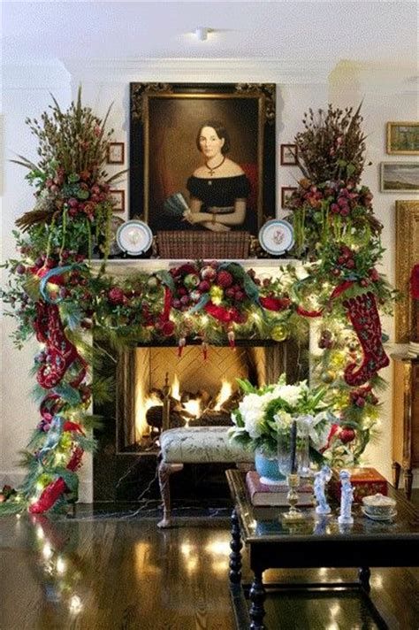 Marvelous Rustic Christmas Fireplace Mantel Decorating Ideas 05