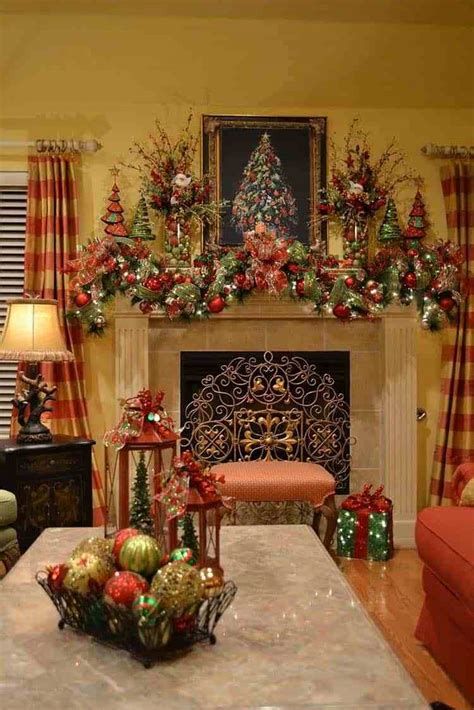 Marvelous Rustic Christmas Fireplace Mantel Decorating Ideas 07
