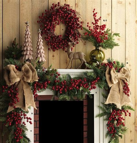 Marvelous Rustic Christmas Fireplace Mantel Decorating Ideas 31