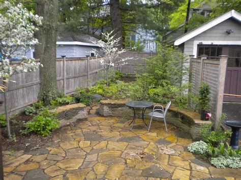 Marvelous Winter Garden Design For Small Backyard Landscaping Ideas 03