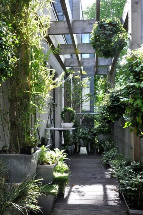 Marvelous Winter Garden Design For Small Backyard Landscaping Ideas 06