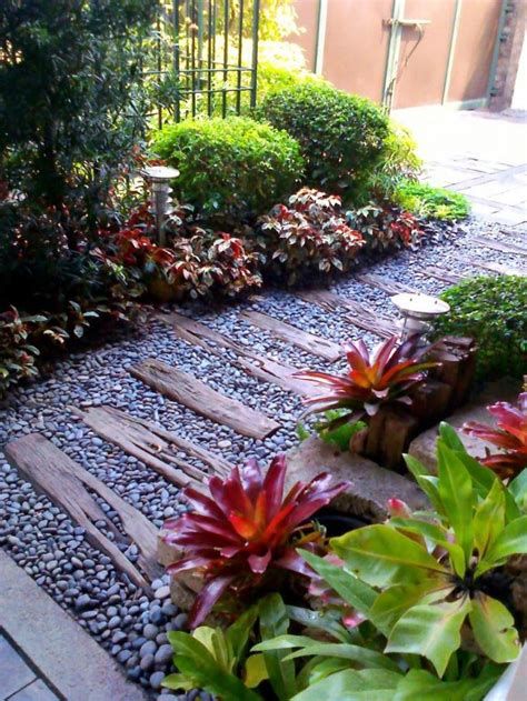 Marvelous Winter Garden Design For Small Backyard Landscaping Ideas 08