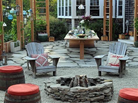 Perfect Fire Pit Design Ideas For Winter Season Decoration 10