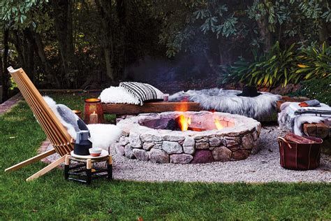 Perfect Fire Pit Design Ideas For Winter Season Decoration 28