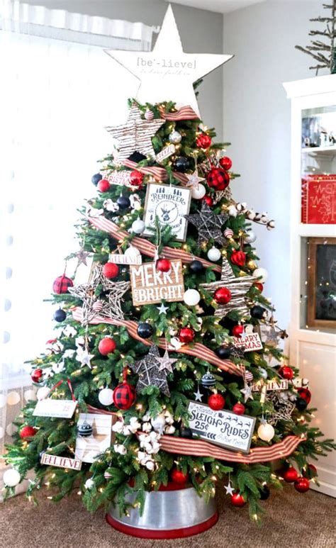 Stunning Christmas Tree Decorations Ideas For Inspiration 14