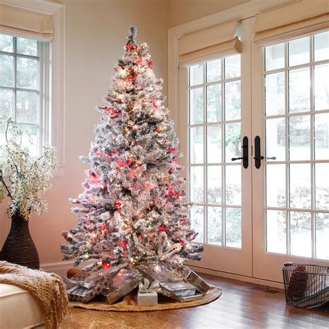 Stunning Christmas Tree Decorations Ideas For Inspiration 33