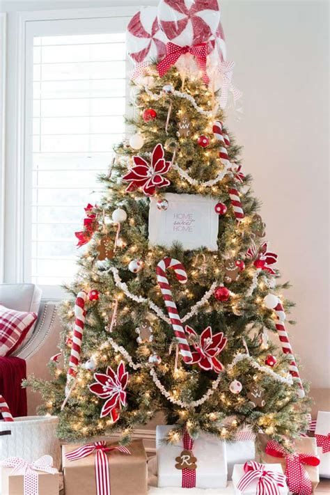 Stunning Christmas Tree Decorations Ideas For Inspiration 41