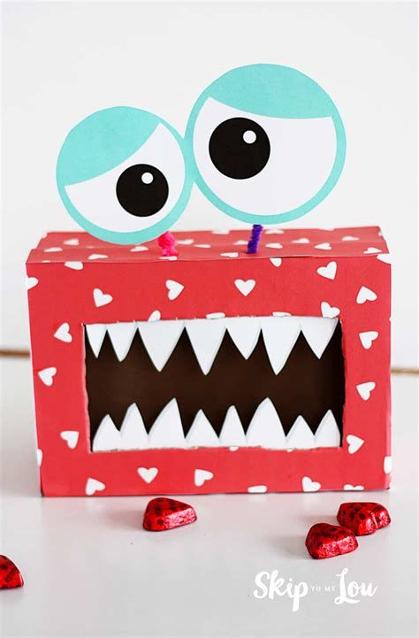 Adorable Valentine Mailbox Decorating Ideas Ideas 12